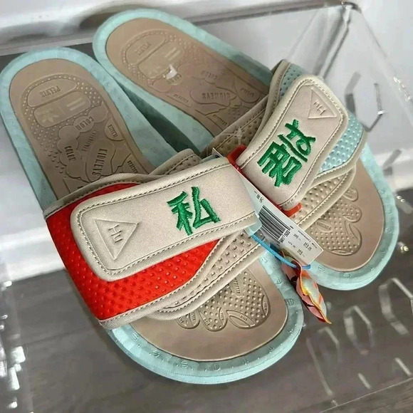ADIDAS Pharrell x NIGO x HU Friendship Pack Chancletas Boost Slides Sz 5 - Picture 9 of 12